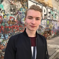 Александр Нелюбин