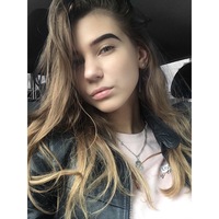 Ника Романова